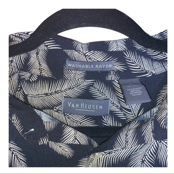 VAN HEUSEN Short Sleeve Button Down Shirt XL - Picture 9 of 11